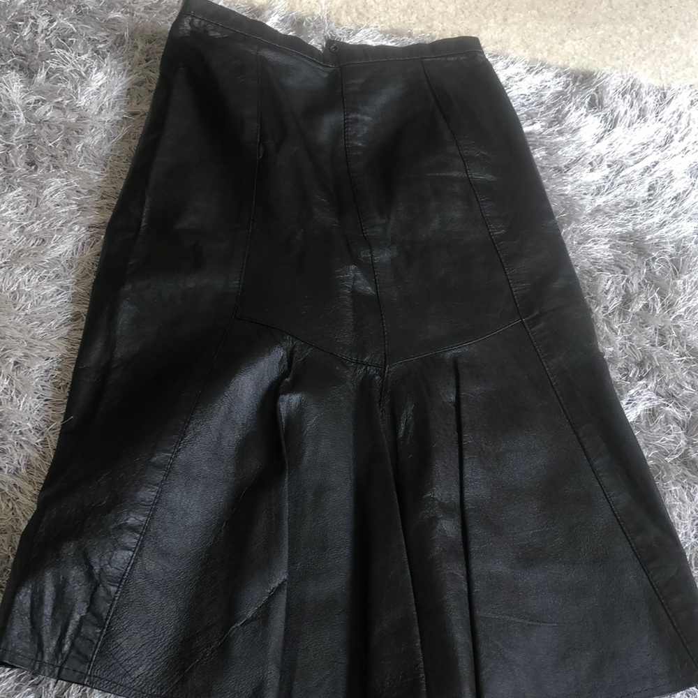 Black skirt